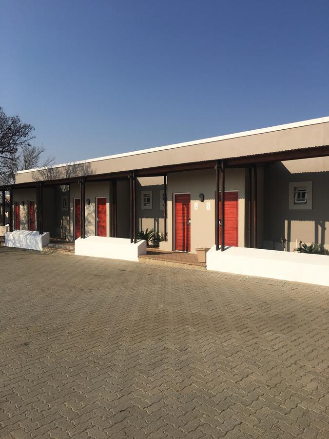 Travel Inn Kroonstad Eksteriør bilde